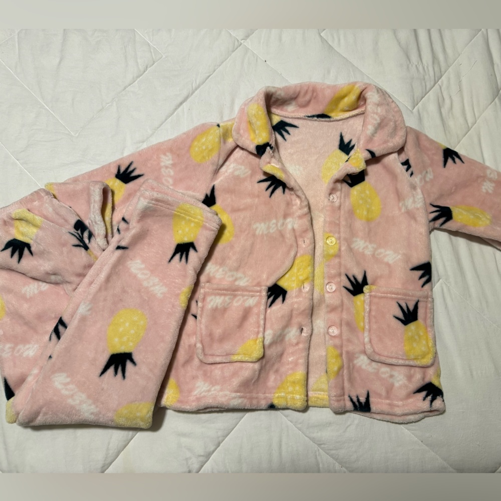 Plush warm fuzzy sleeping set little girls size 10-12 pink pajamas 2 piece set